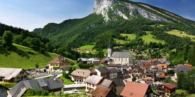 Village de St Pierre Entremont