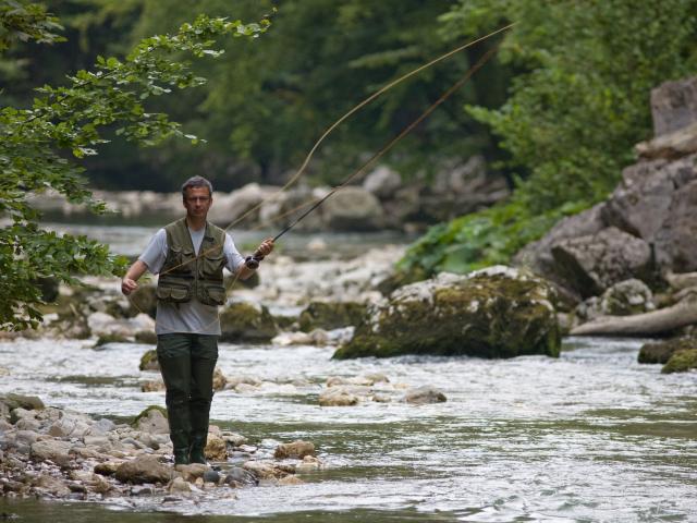 Pcheur  la mouche sur le Guiers,  St Pierre de Chartreuse