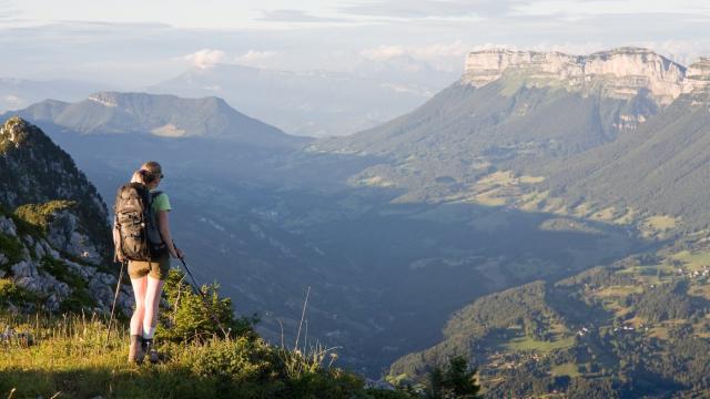 Randonneuse Au Grand Som, Vue Sur Le Granier