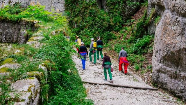 Acrospéléo, Grottes De Saint Christophe