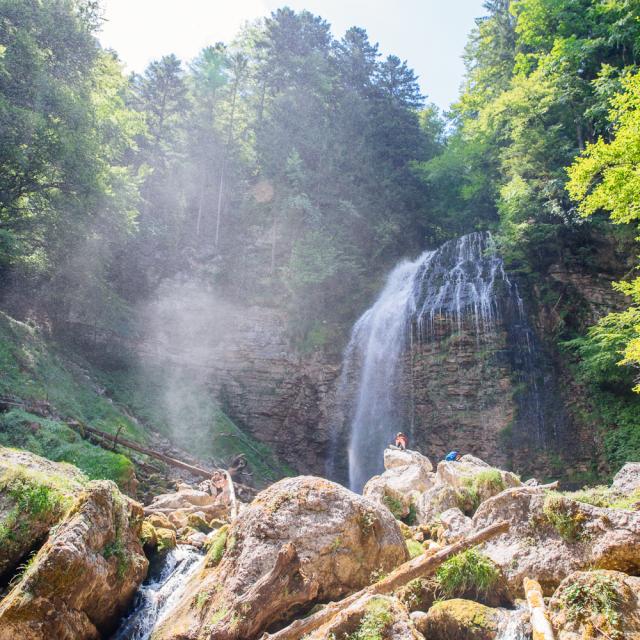 Cirque De Saint Même