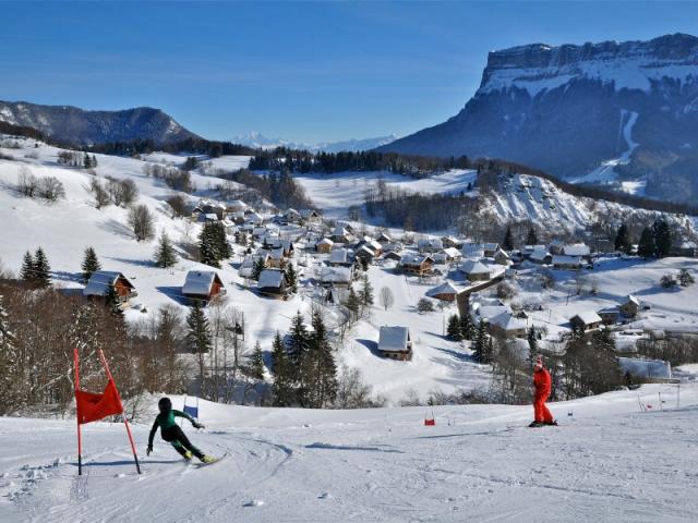 Ski Alpin En Chartreuse Au Désert D'entremont