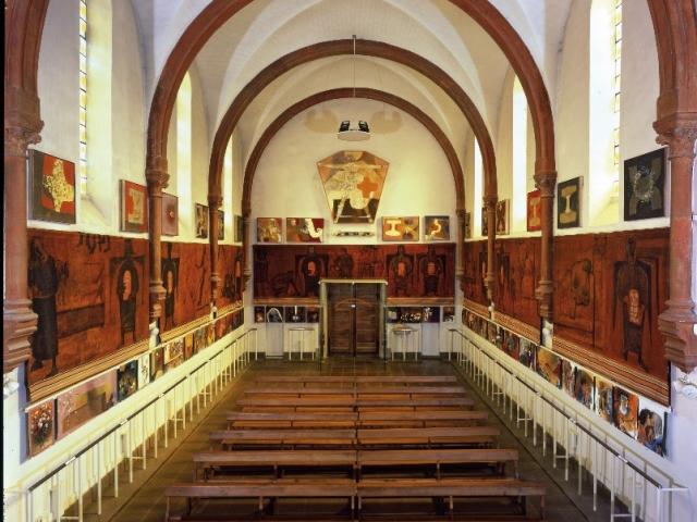 Eglise St Hugues Interieur Hiver