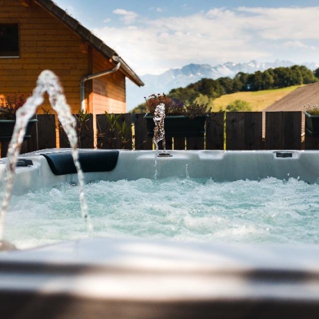 Jacuzzi au chalet Les Buissons Fleuris à St Hilaire du Touvet