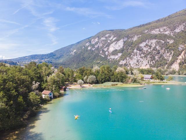 Lac Aiguebelette, Chartreuse