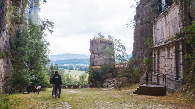 Monument Grottes De Saint Christophe