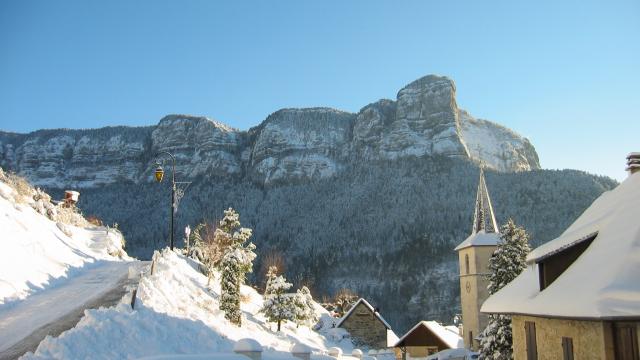 Village de Corbel sous la neige