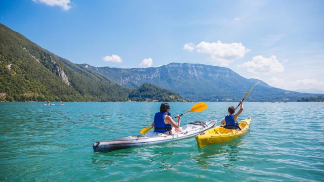 Kayak Lac Aiguebelette Chartreuse Tourisme Agence Les Conteurs