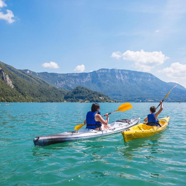 Kayak Lac Aiguebelette Chartreuse Tourisme Agence Les Conteurs