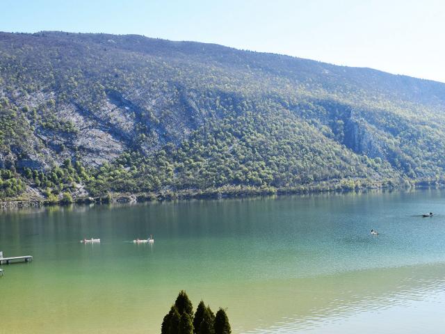 Hotel Novalaise Plage Vue Lac C Charlene Buisson