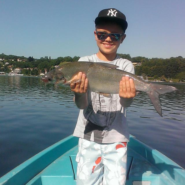 Peche Lac Paladru Enfant