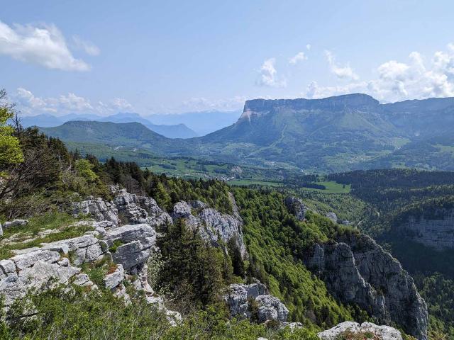 Vue depuis le sommet de la Pointe de la Cochette