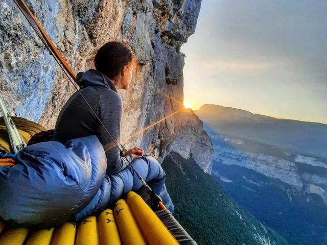 Nuit Insolite en portaledge