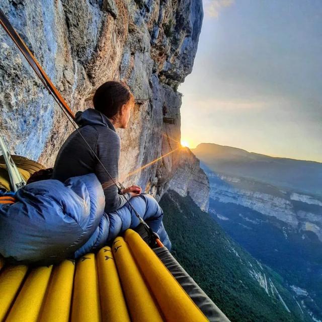 Nuit Insolite en portaledge