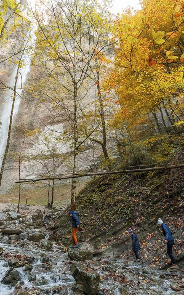 Cascade Pisserotte Automne En Famille Tiphaine Buccino Isere Attractivite