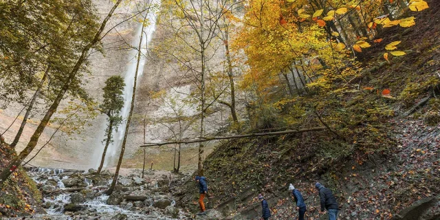 Cascade Pisserotte Automne En Famille Tiphaine Buccino Isere Attractivite