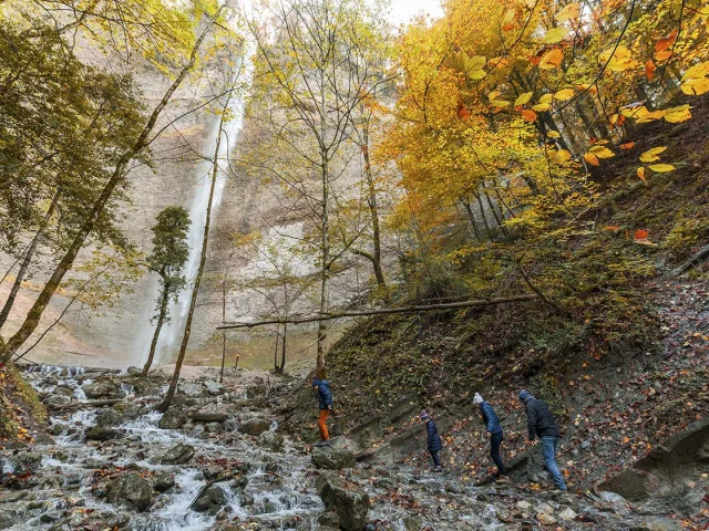 Cascade Pisserotte Automne En Famille Tiphaine Buccino Isere Attractivite